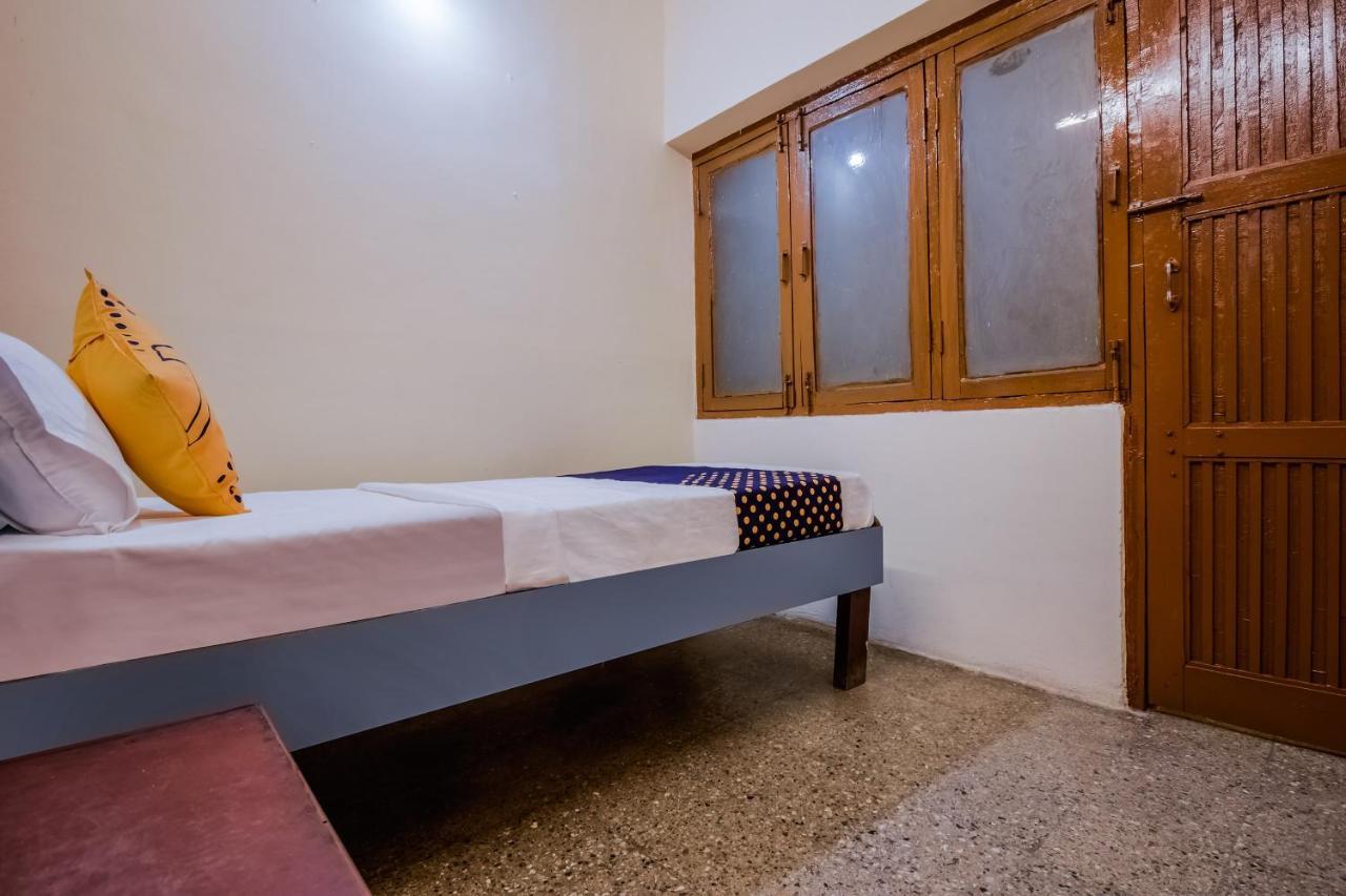 Spot On 65460 Hotel Gulmohar Betūl Екстериор снимка