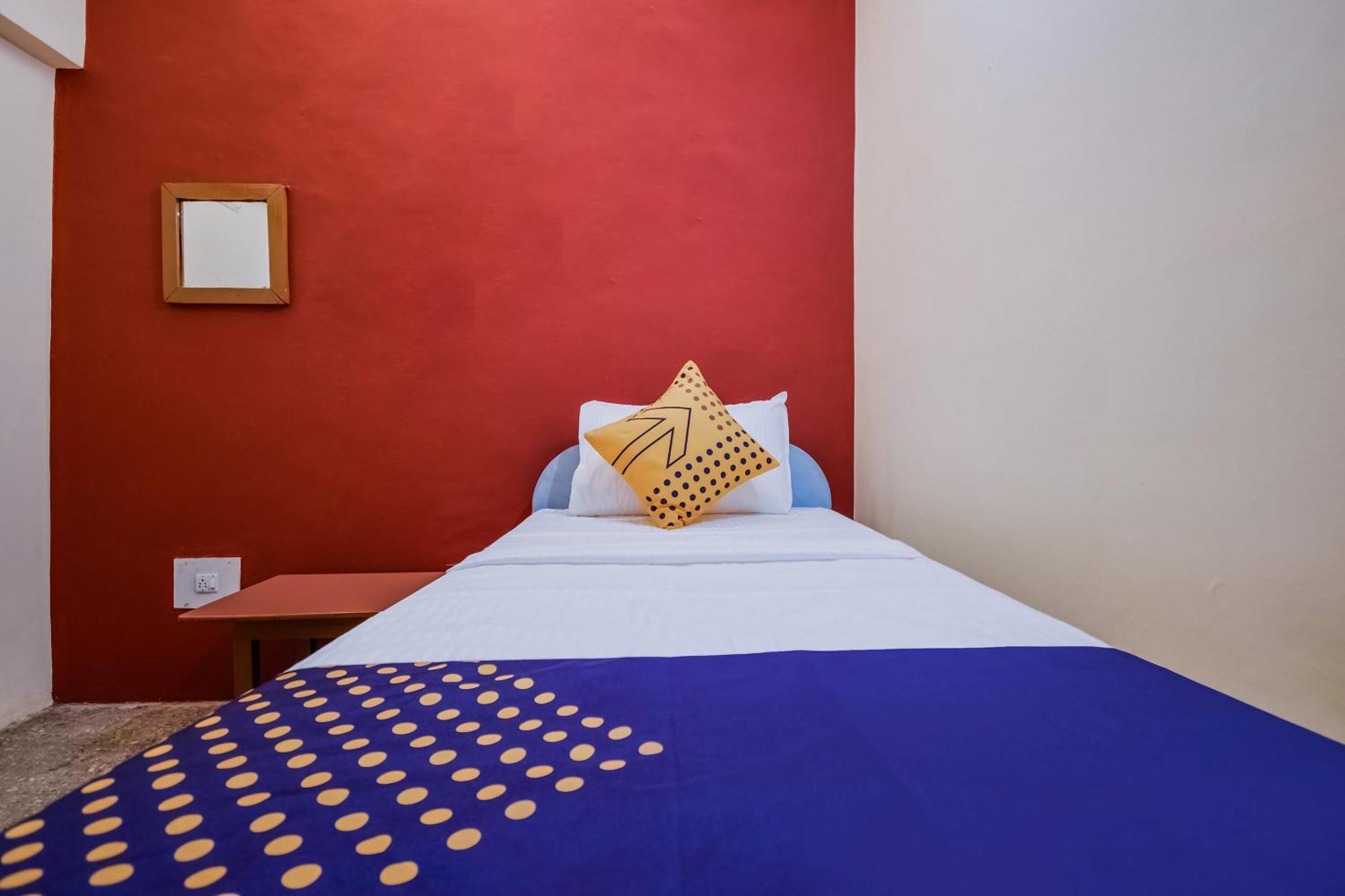Spot On 65460 Hotel Gulmohar Betūl Екстериор снимка
