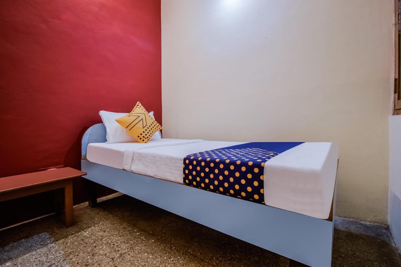Spot On 65460 Hotel Gulmohar Betūl Екстериор снимка